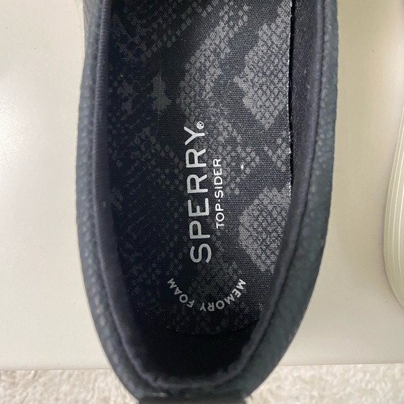 Women’s /Femmes Sperry Slip on shoe size 7 - Picture 3 of 7